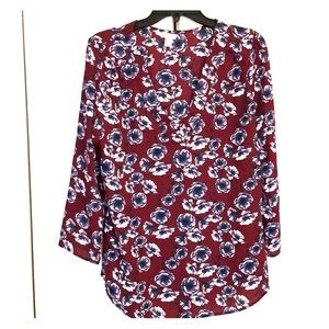 Like New Hinge Floral Blouse Size M